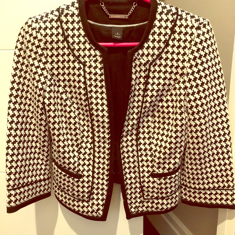 Cropped Houndstooth Blazer
